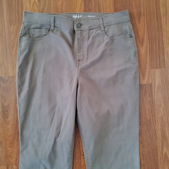 Style & Co. Tummy-Control Slim-Leg Jeans 14 New - Picture 4 of 8